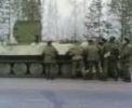Заводят танк с толчка (видео прикол для телефонов в формате 3GP)